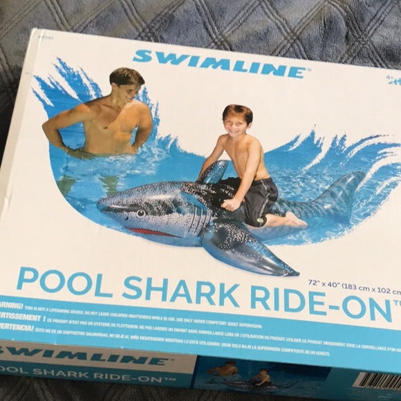 SWIMLINE Pool Shark Ride-on - Picture 2 of 3